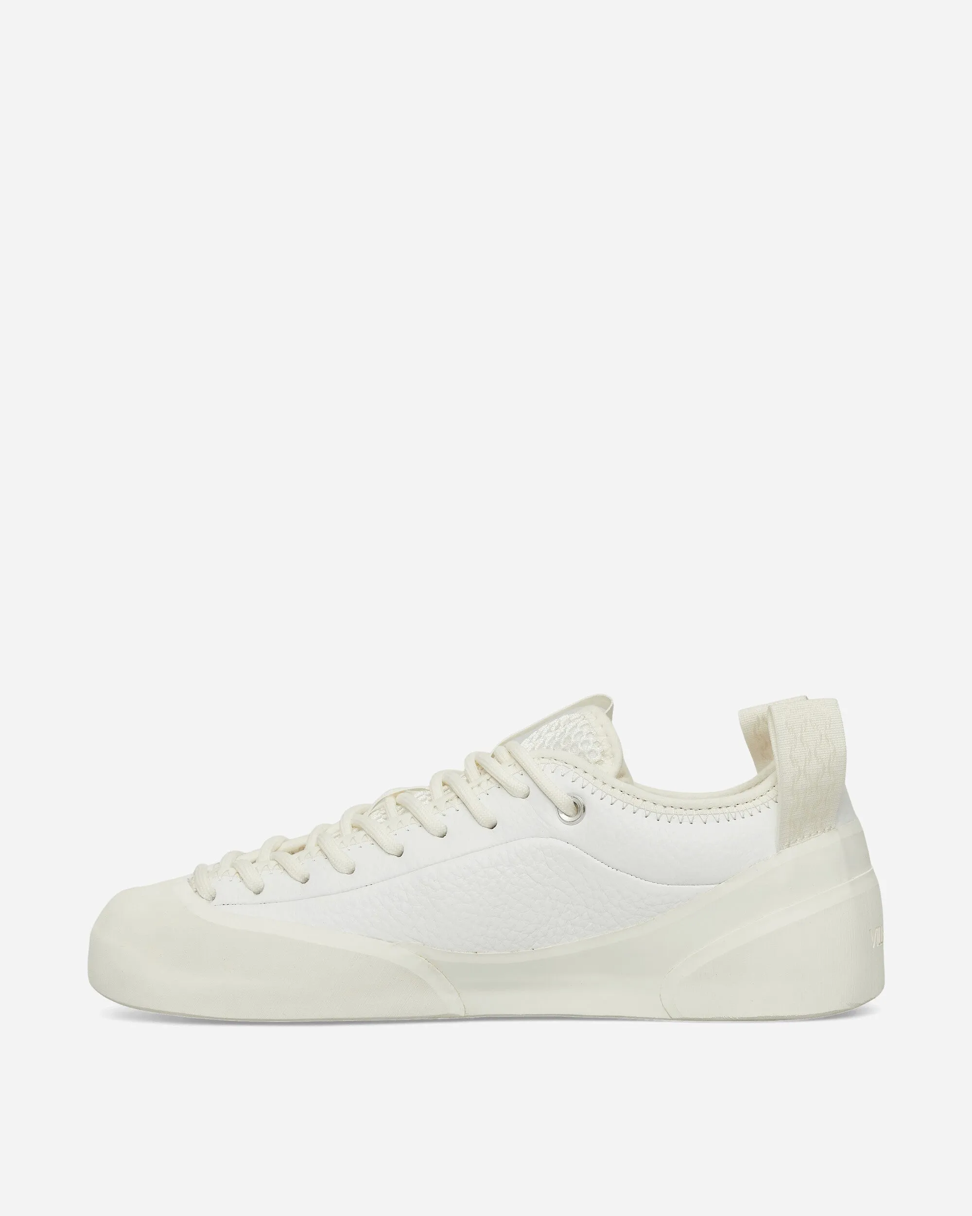 13:00 Uhr Sneakers Weiß / Flüsterweiß