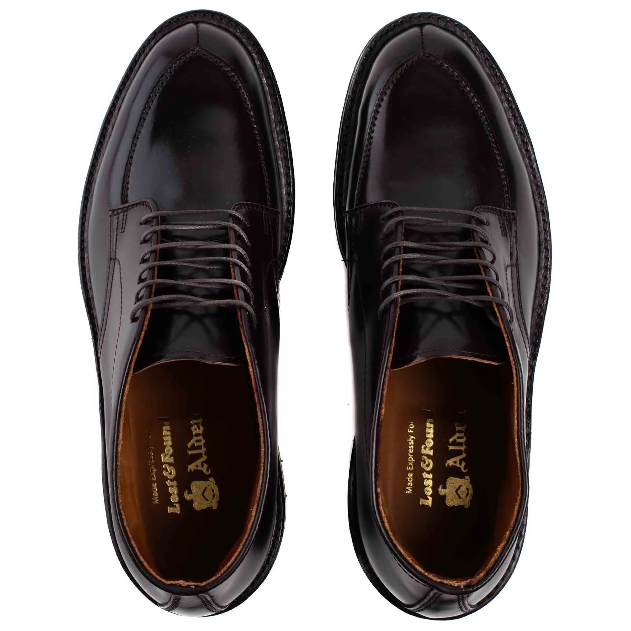 Alden Six Eye Chukka Boot Farbe 8 Cordovan mit Commando-Sohle