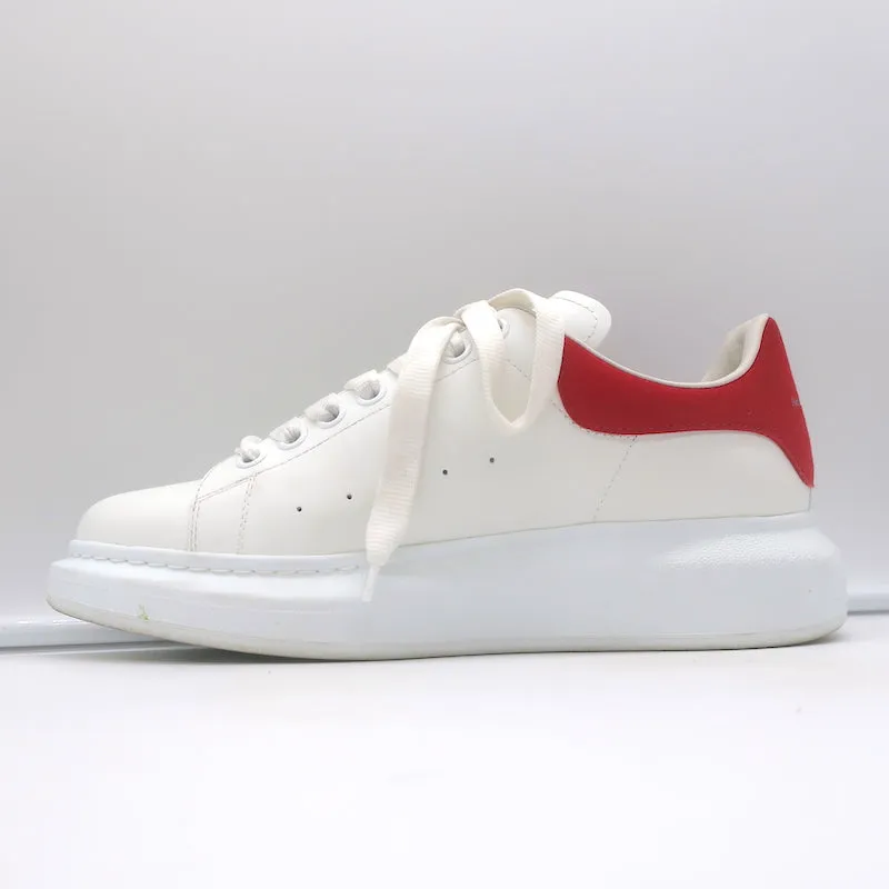Alexander McQueen Übergroße Sneakers Weißes Leder & Rotes Wildleder Größe 40