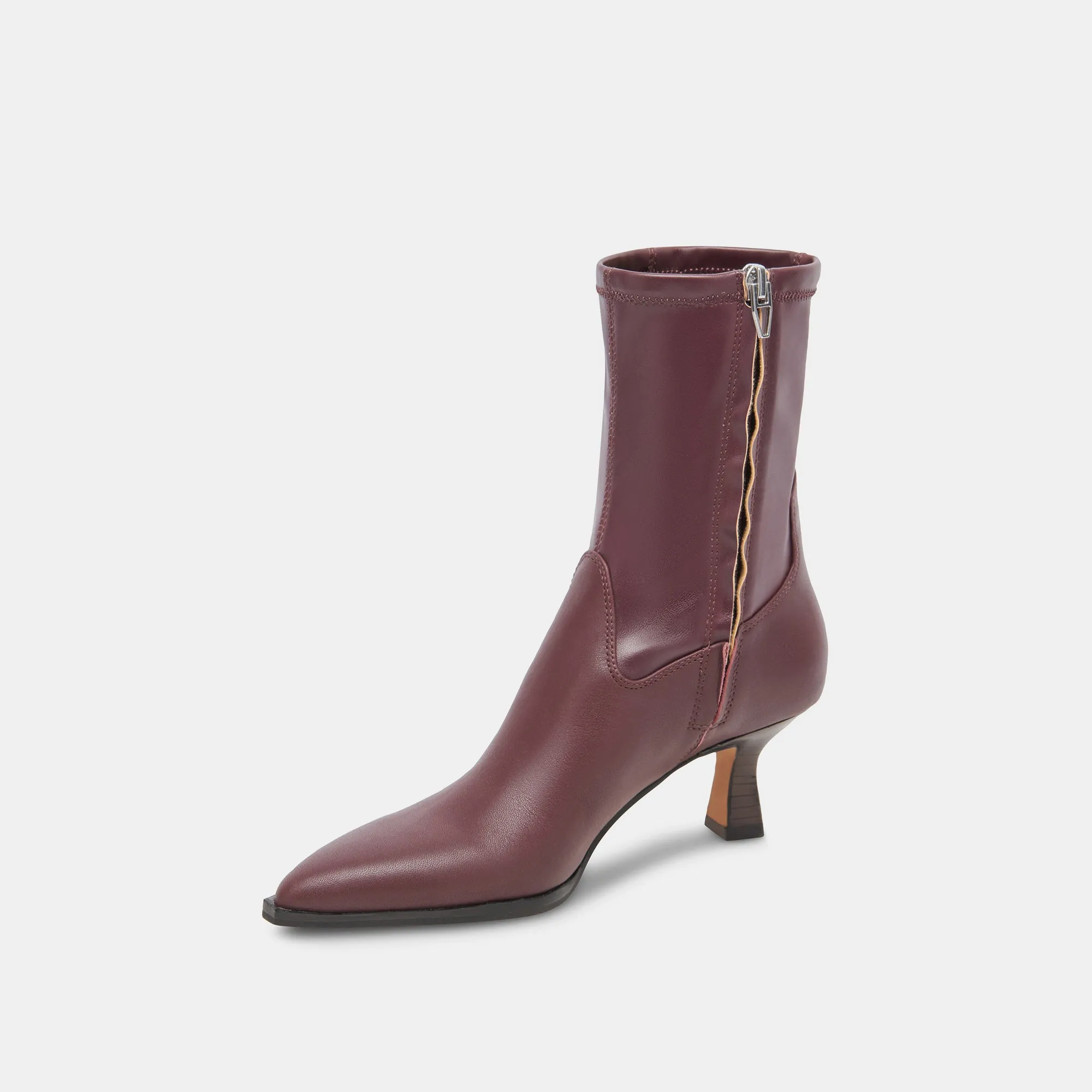 ARYA STIEFEL WEINLEDER