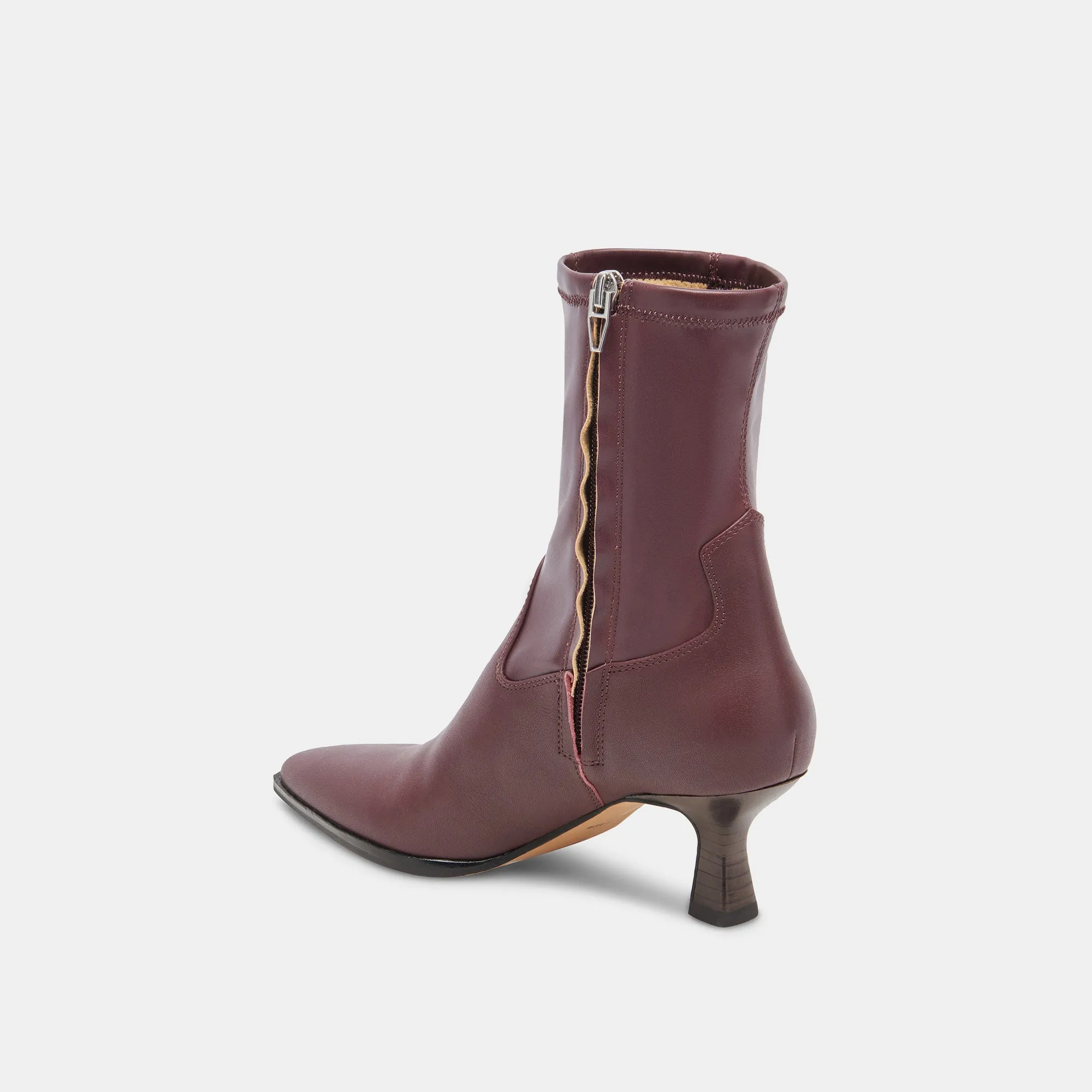 ARYA STIEFEL WEINLEDER