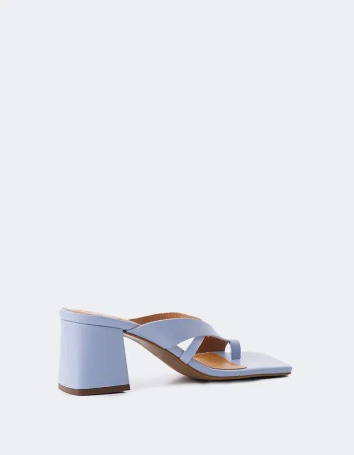 Barriada Hellblaues Leder