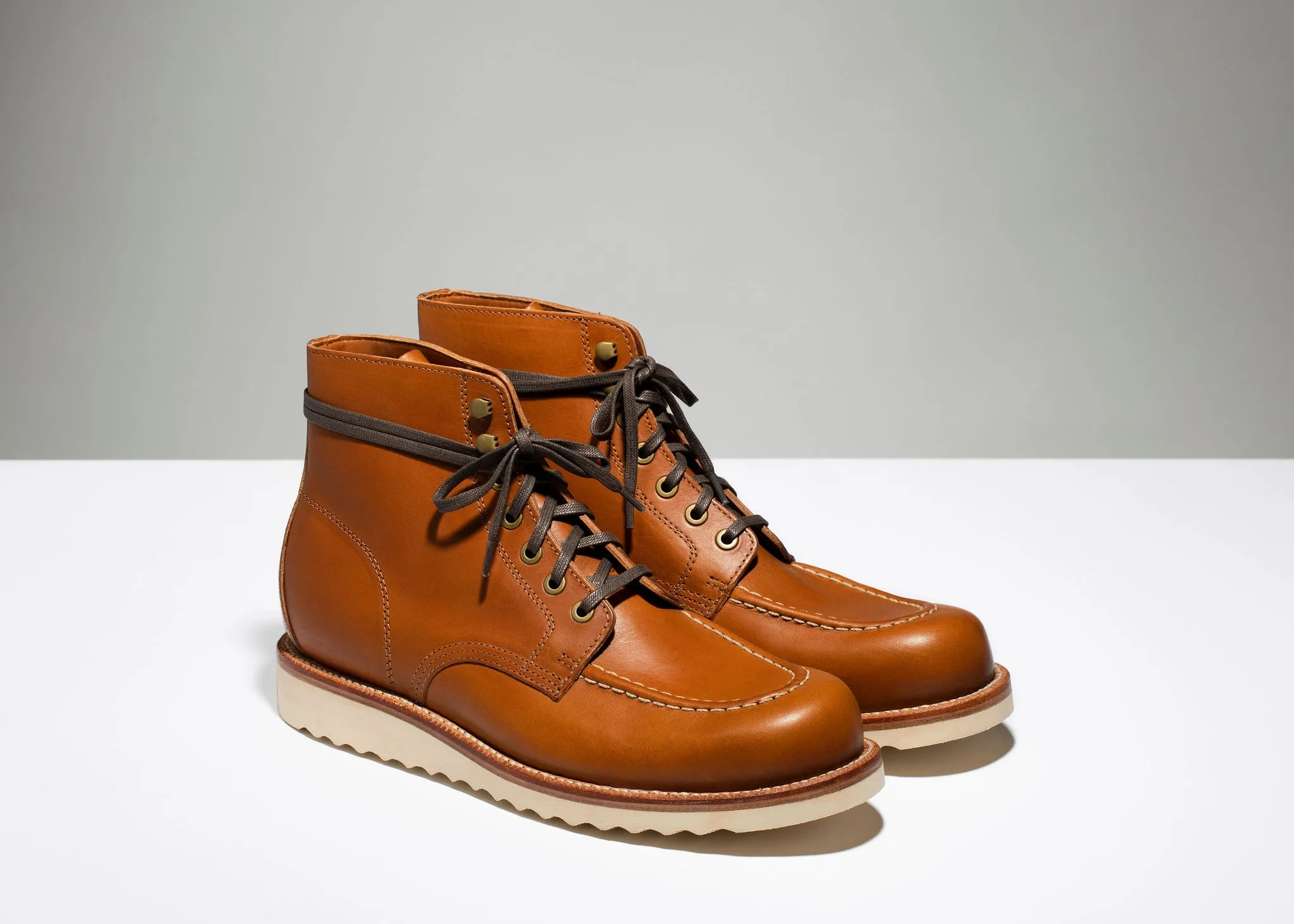 Messing-Stiefel Sattelbraun