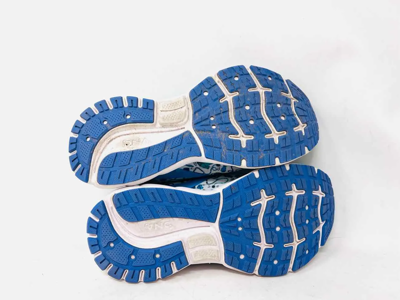 Brooks Größe 6 Weiß/Mehrfarbige Druck Schuhe Sneaker