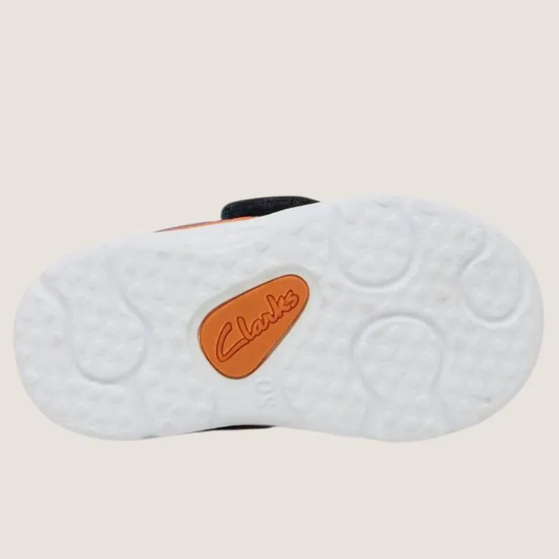 Clarks Kids Orson Verstellbare Sneaker Schuhe_Clarks