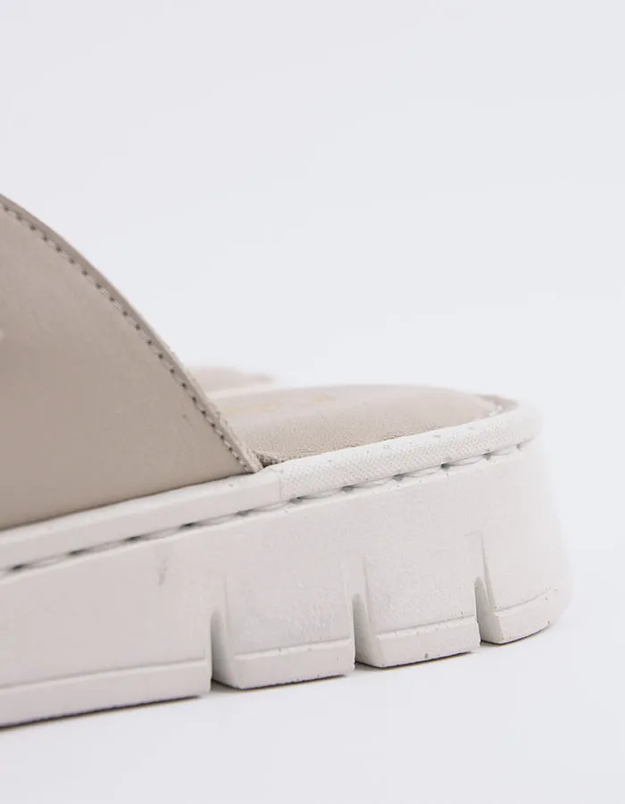 Corsham Sand Leder
