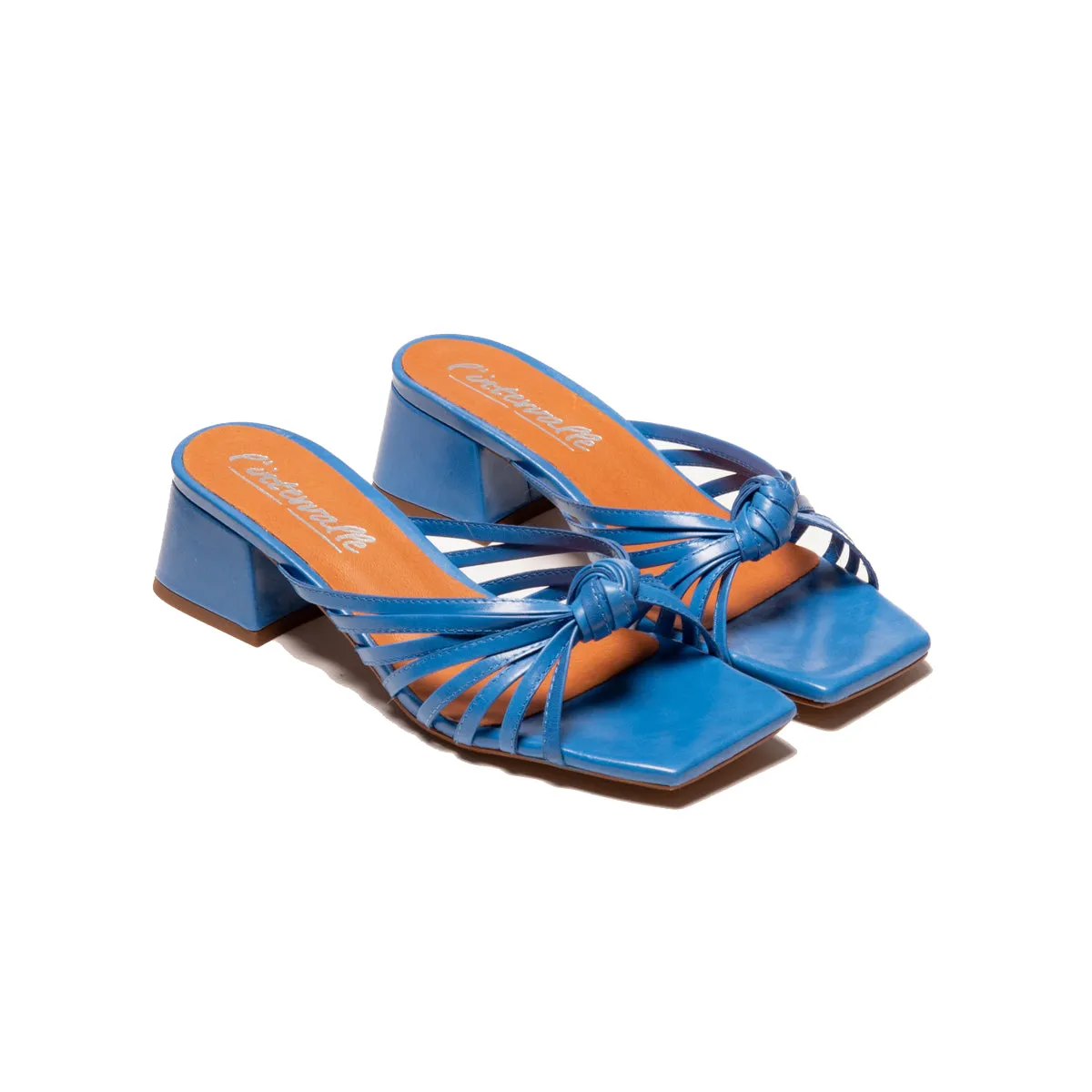 Damira Blau Leder