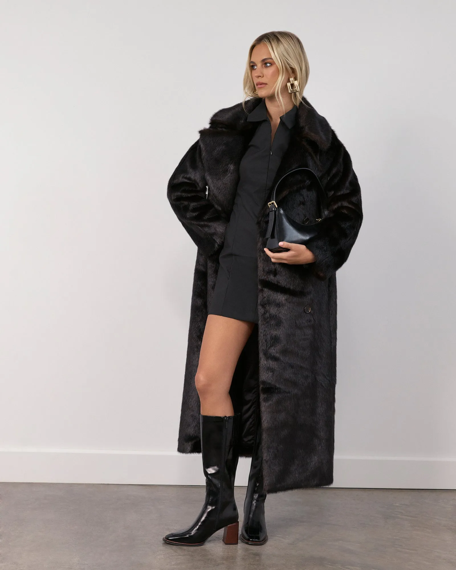 GÖTTLICHE KNIE-STIEFEL AUS SCHWARZEM LEDER