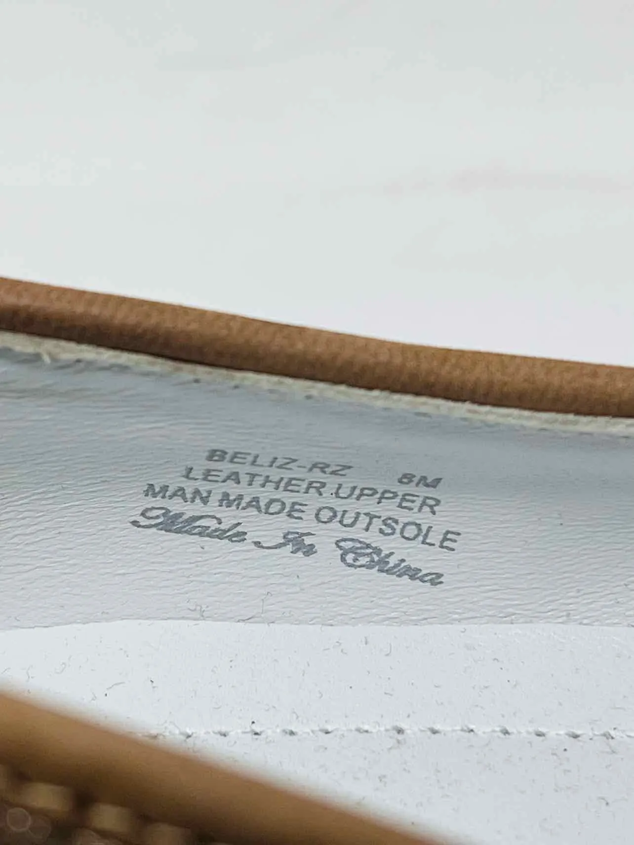 Donald Pliner Größe 8 Hellbraune Metallische Slip-On Designer Sneakers