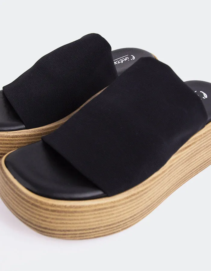 Dory Schwarz Lycra
