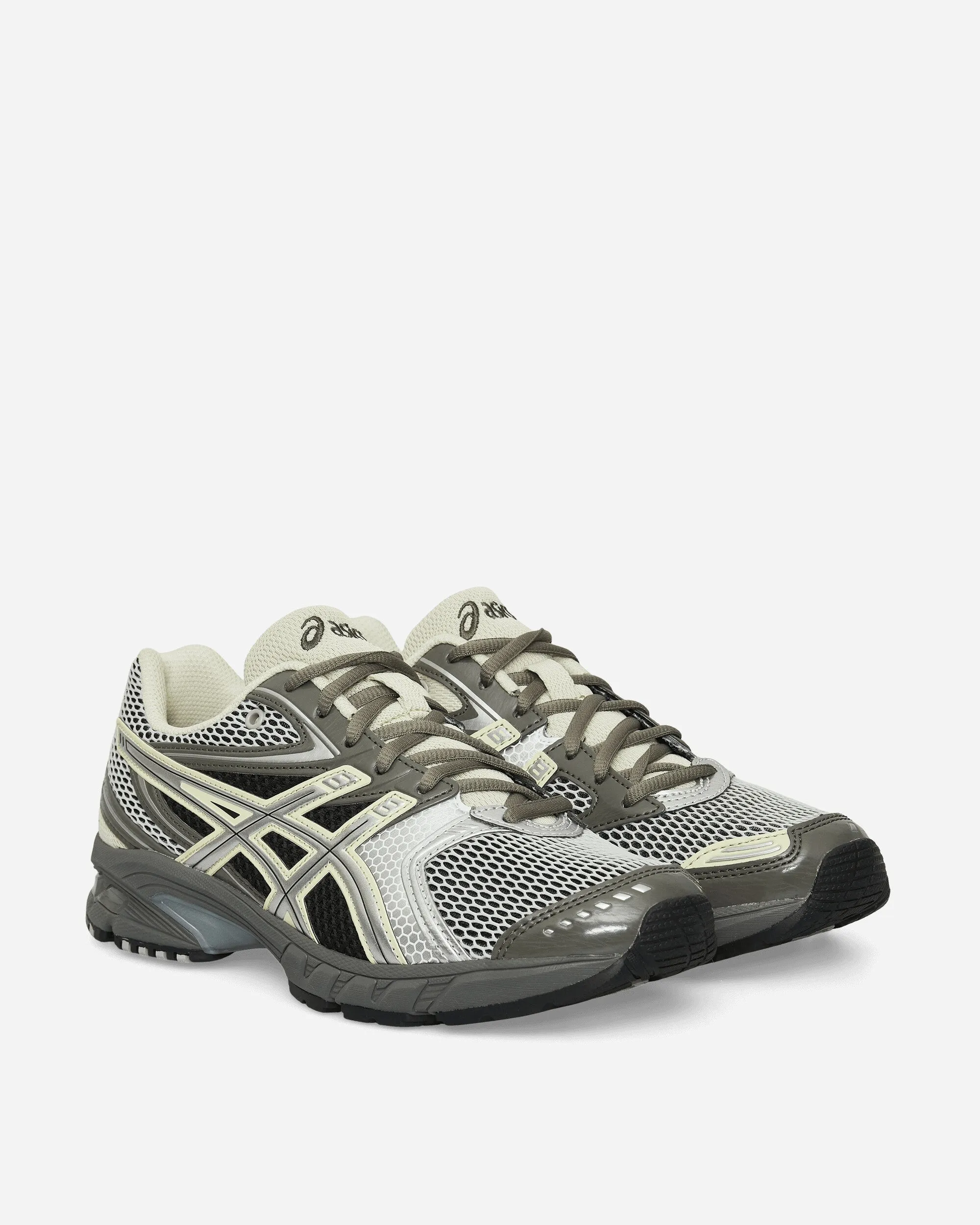 GEL-DS Trainer 14 Sneakers Trüffelgrau / Reinsilber