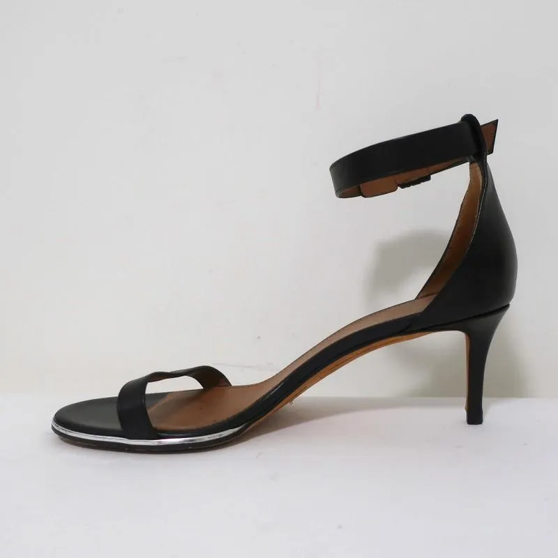 Givenchy Nadia Sandalen Schwarz Leder Größe 37,5 Knöchelriemchen Mittlere Absatzhöhe