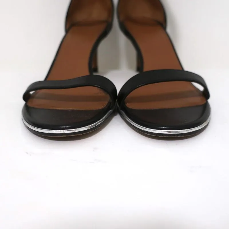 Givenchy Nadia Sandalen Schwarz Leder Größe 37,5 Knöchelriemchen Mittlere Absatzhöhe