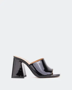 Herrera Black Patent/Verni Noir