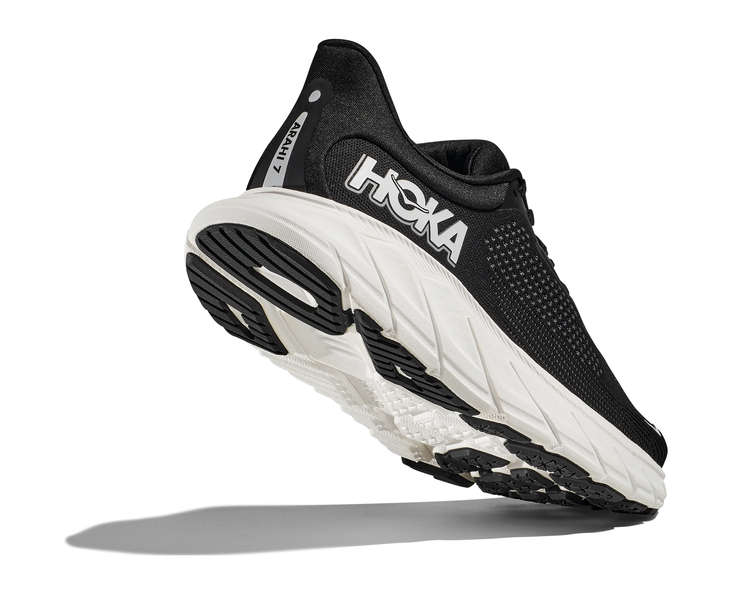 HOKA ARAHI V7 MEDIUM HERREN