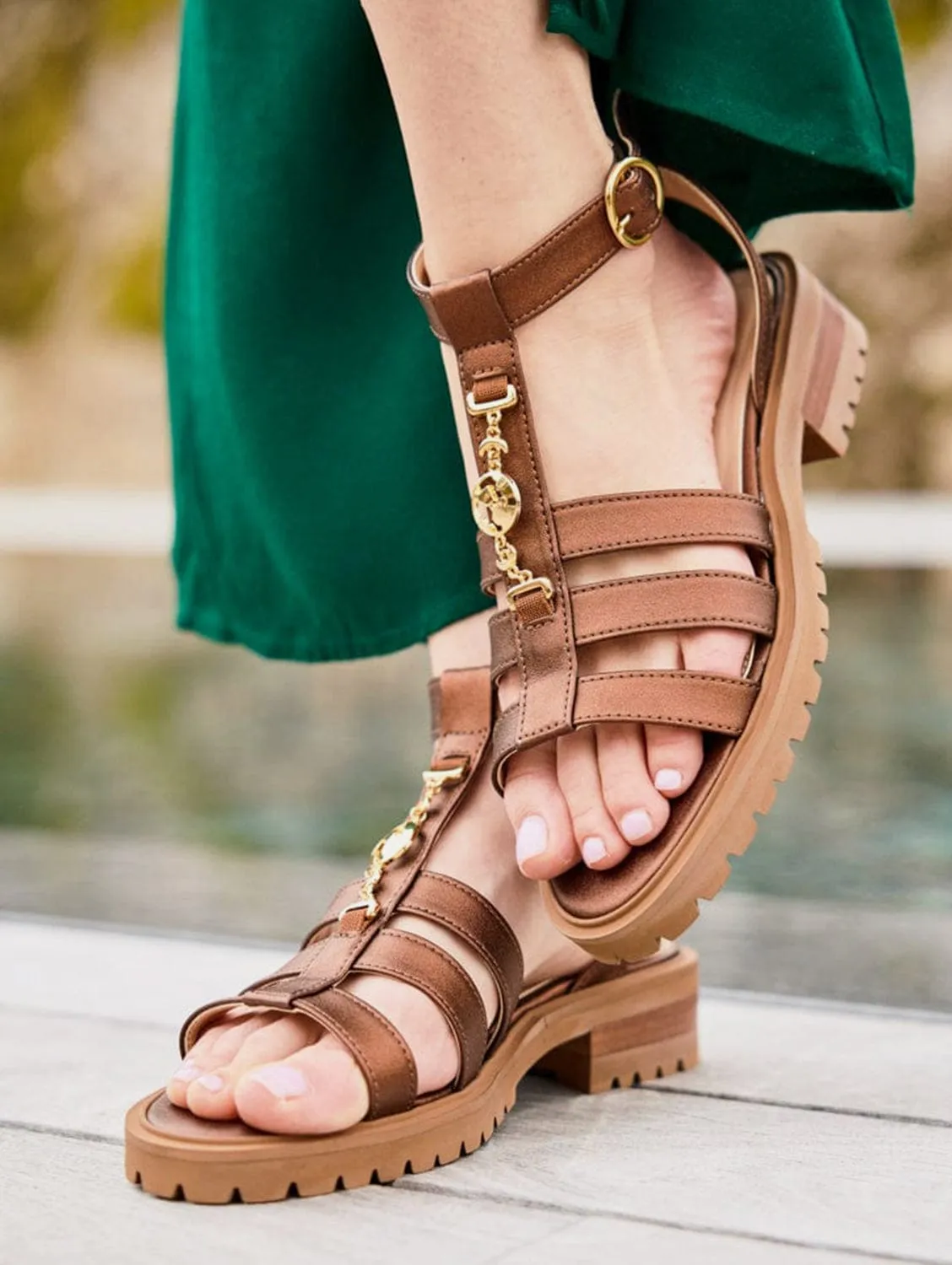 Hyazinth Sandalen aus recyceltem veganem Leder | Bronze