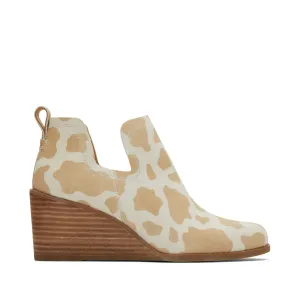 Kallie Keilabsatz-Stiefelette im Kuhfell-Print