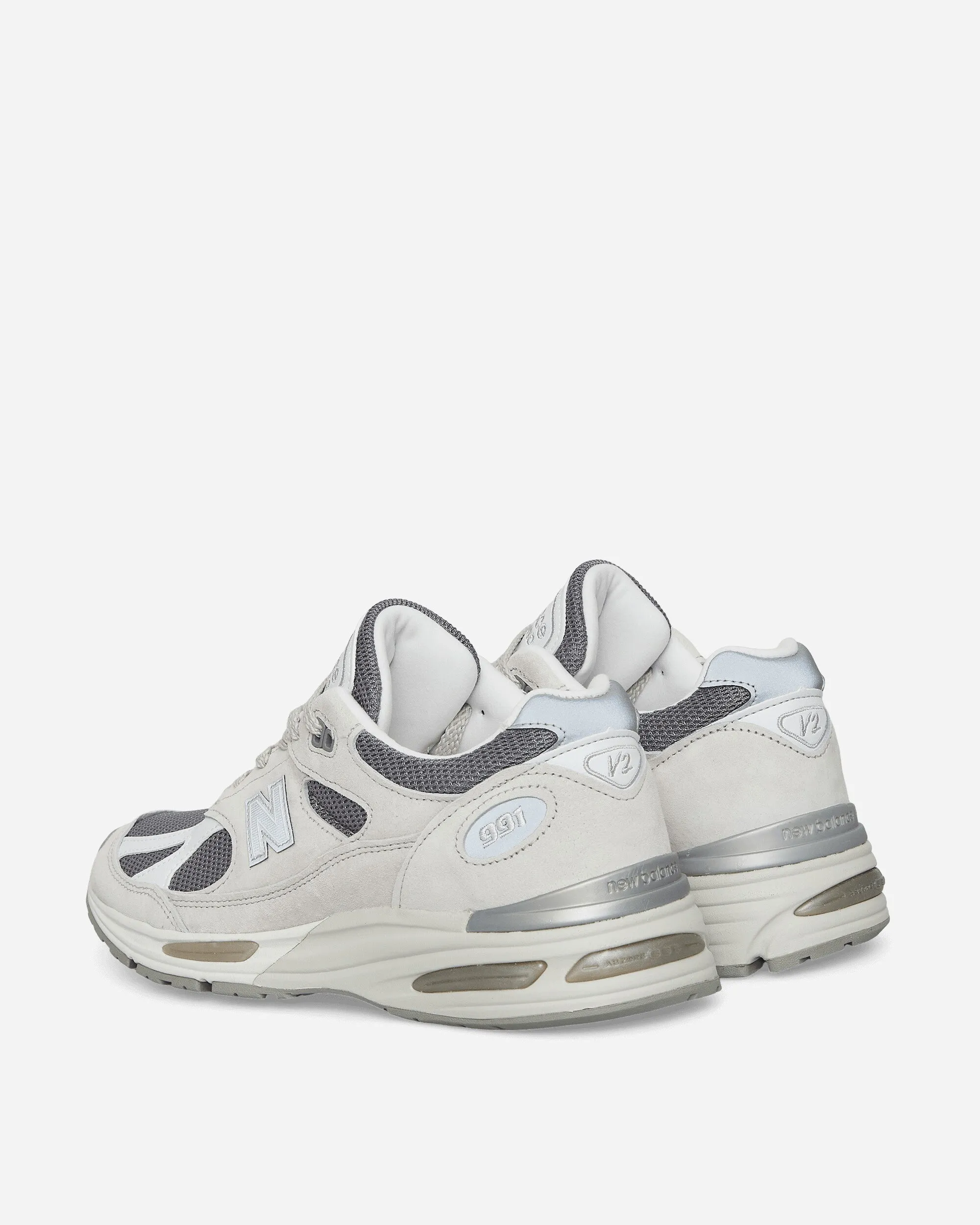Hergestellt in UK 991v2 Sneakers Nimbuswolke / Silber