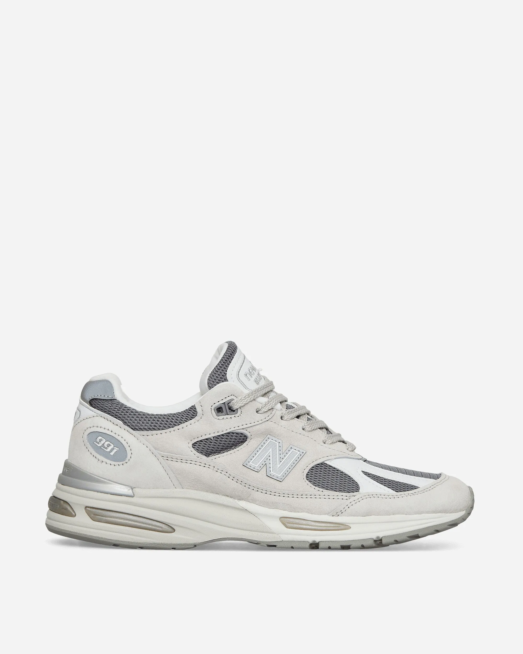 Hergestellt in UK 991v2 Sneakers Nimbuswolke / Silber