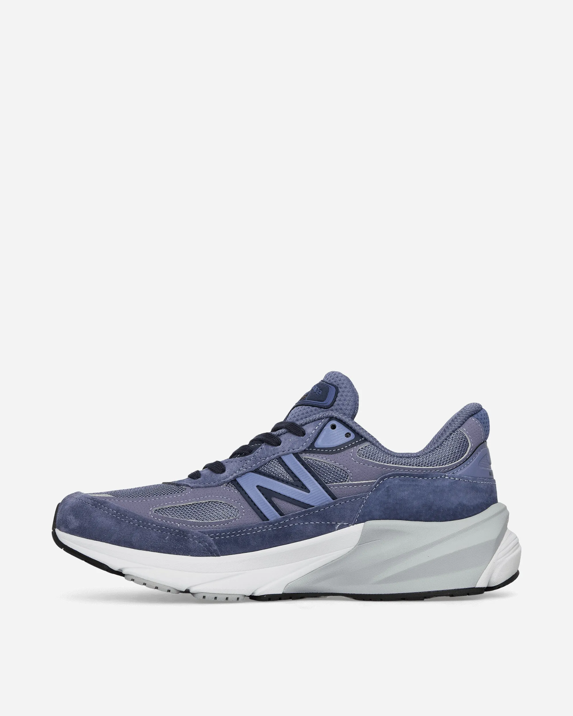 In den USA hergestellte 990v6 Sneakers in Lila / Marineblau