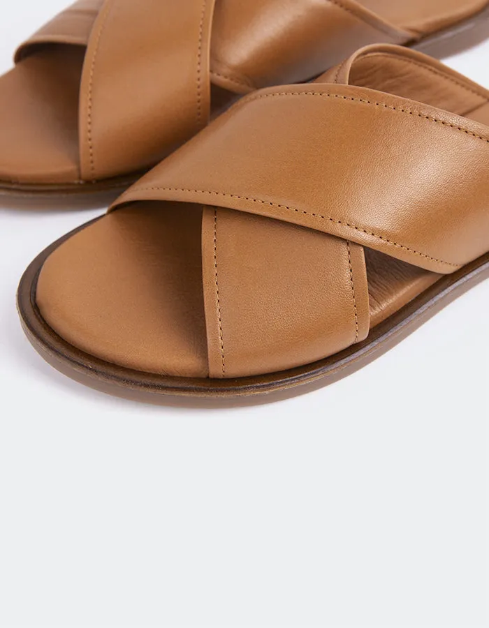 Marigny Leder in Tan