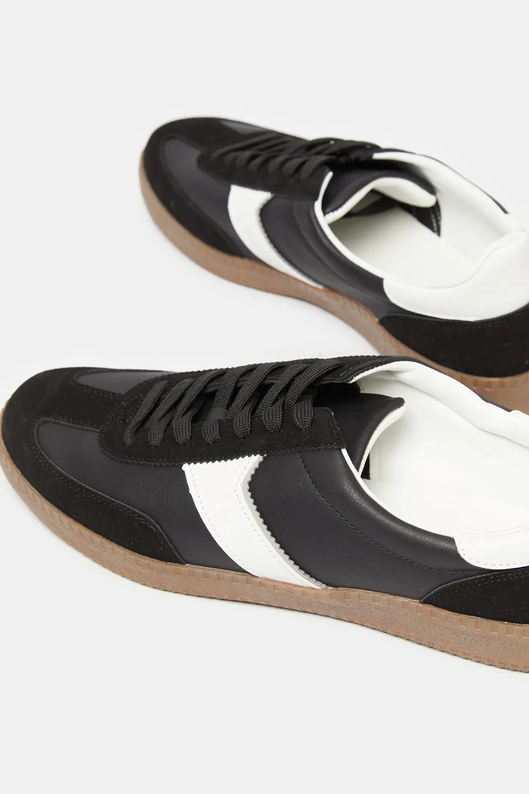 Herren Sneakers aus schwarzem Material Block