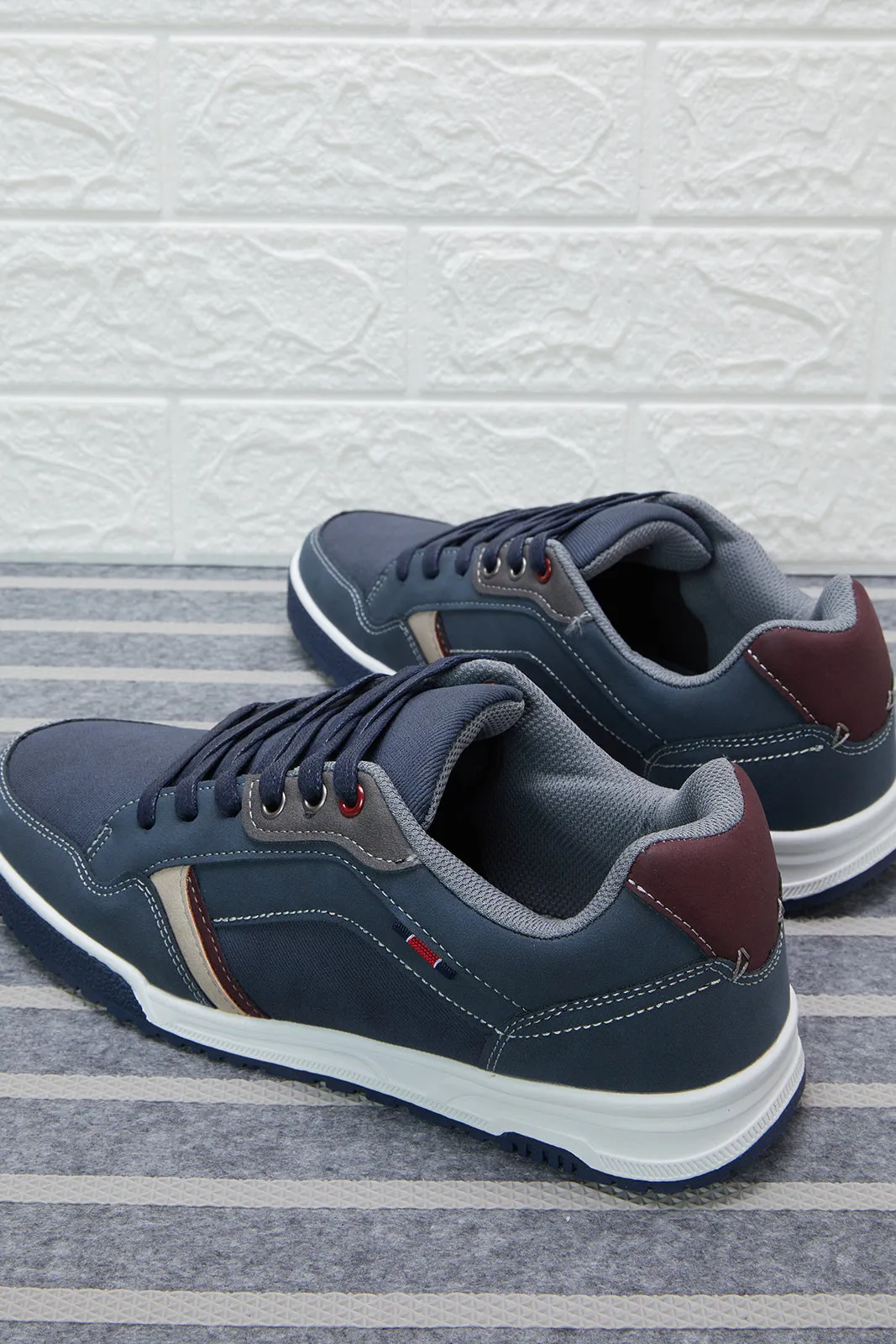 Herren Navy Material Block Sneakers