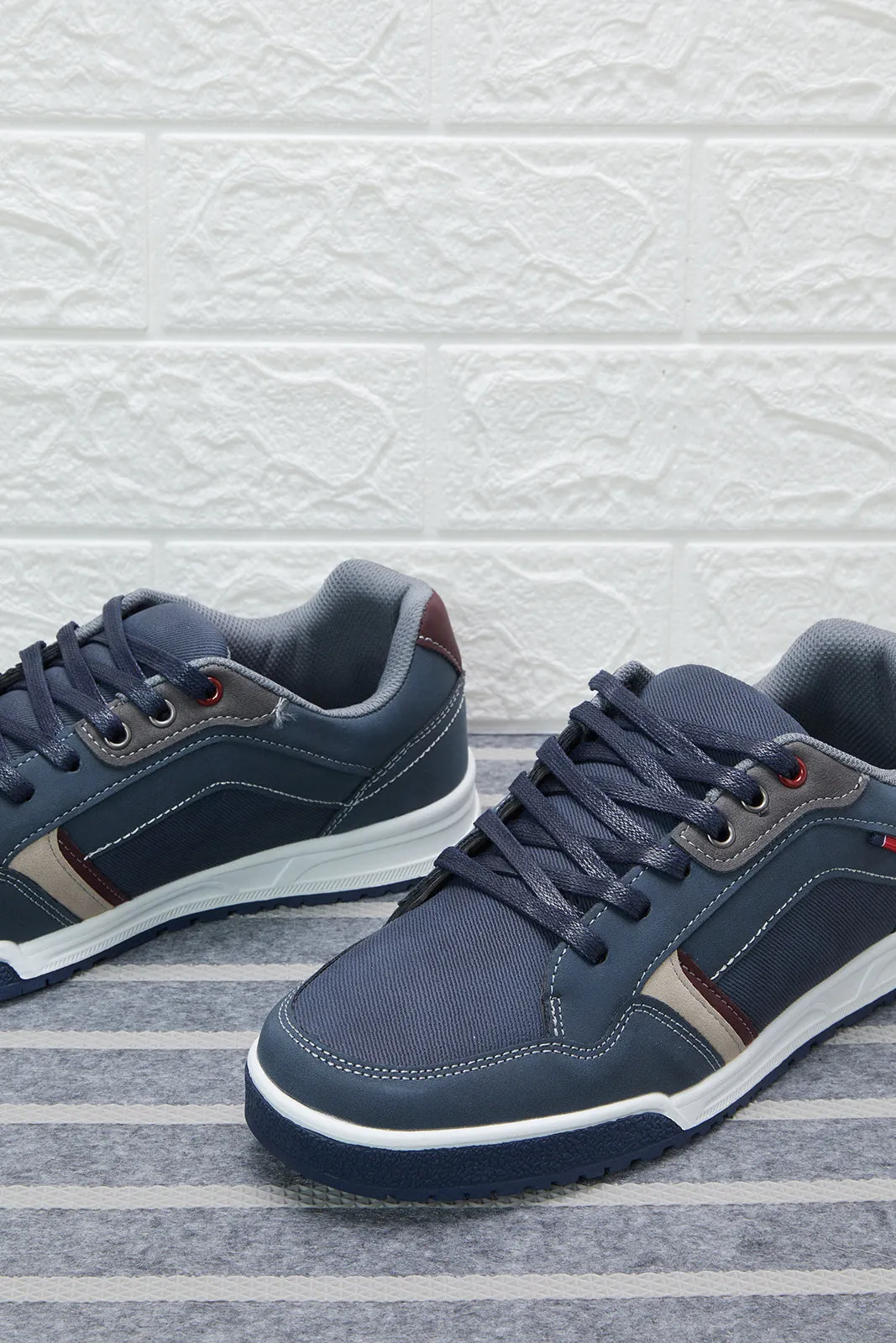 Herren Navy Material Block Sneakers