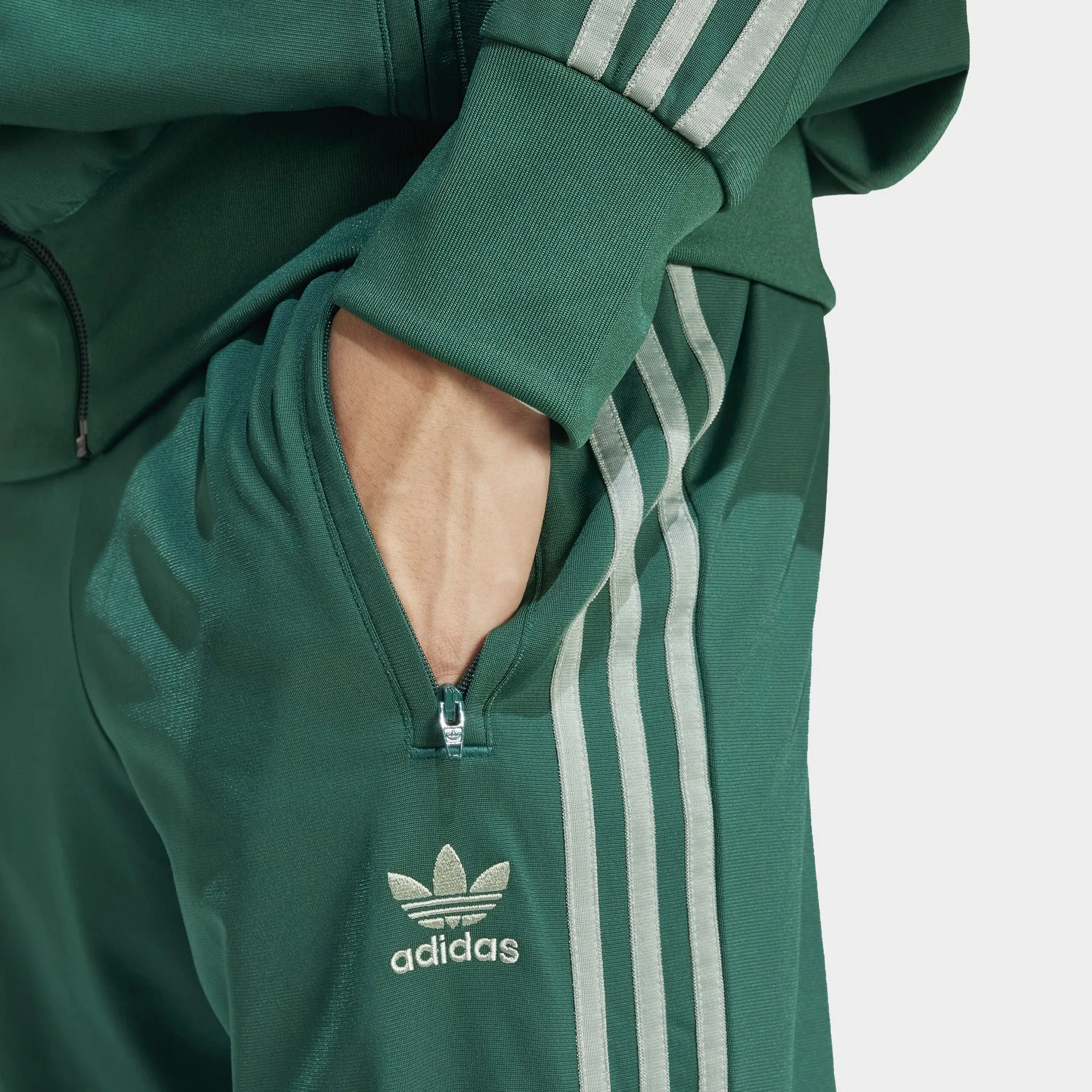 Herren Adidas adidas Firebird Jogginghose Grün / Weiß