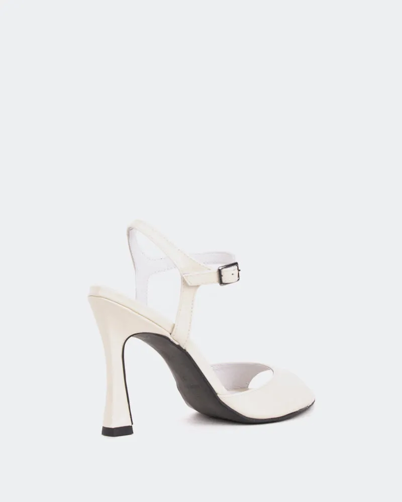 Miracle Off White Patent/Vernis Cassé Blanc