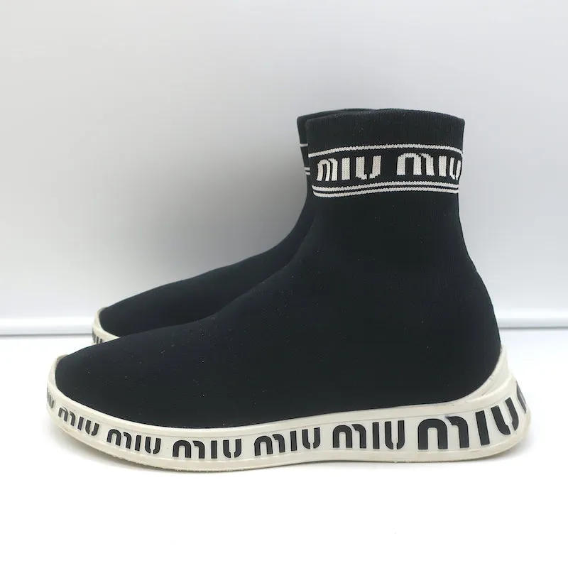 Miu Miu Logo Socken-Sneakers Schwarz Dehnbare Strickware Größe 38