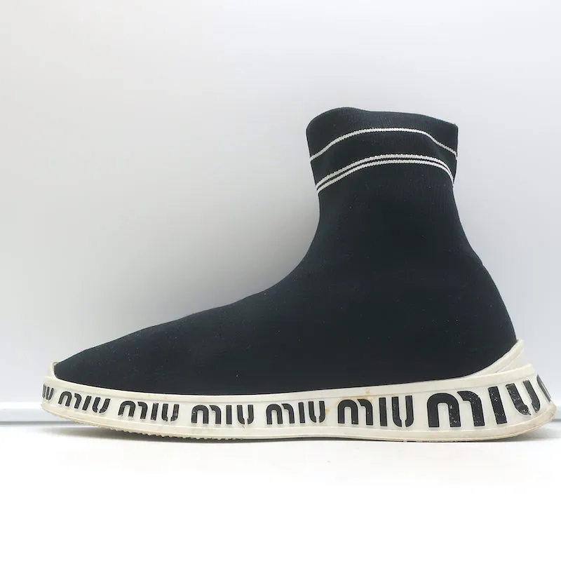 Miu Miu Logo Socken-Sneakers Schwarz Dehnbare Strickware Größe 38