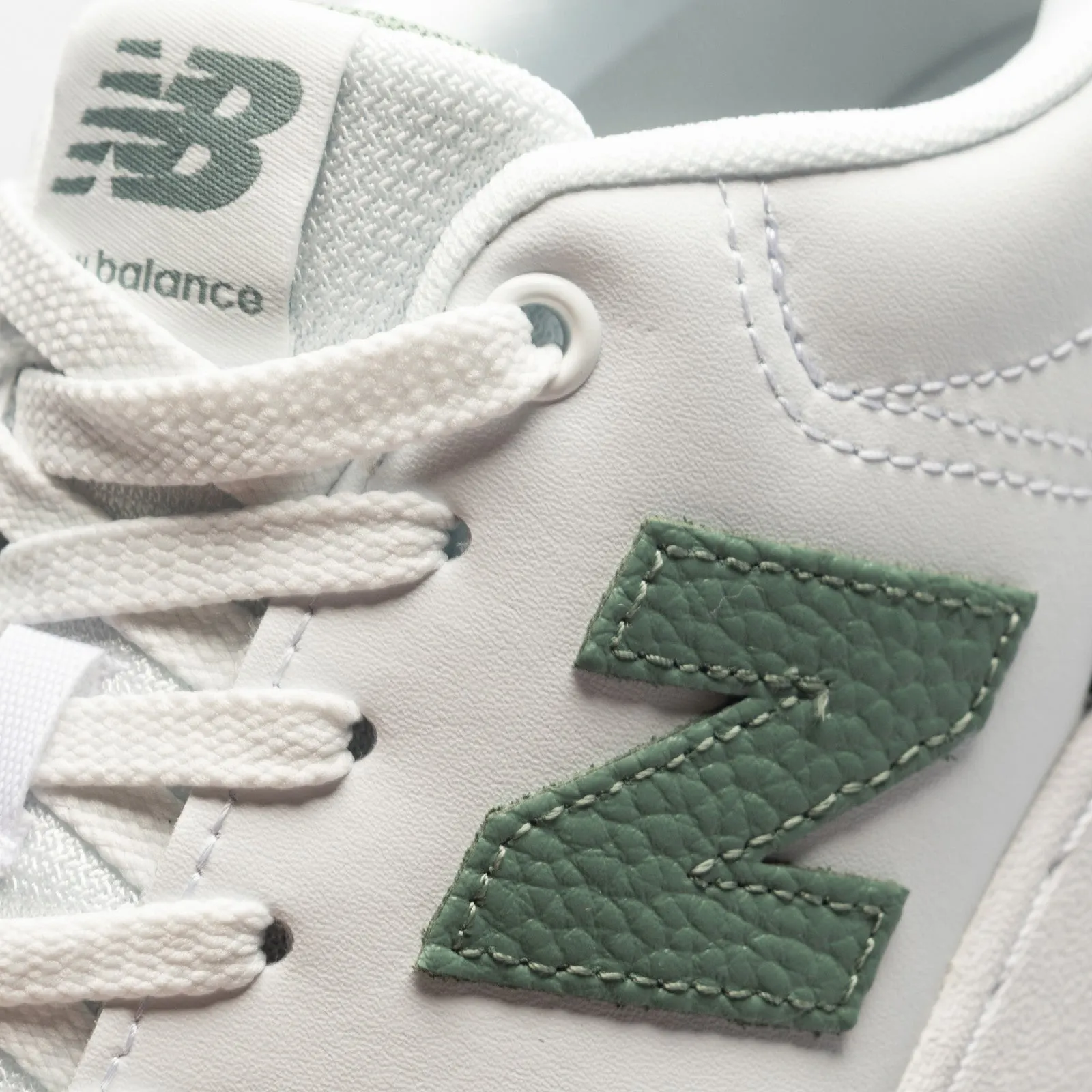 NEW BALANCE HERREN BB80 GRÜN/WEIß SNEAKER SCHUHE