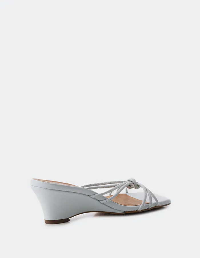Nidia Blau Leder