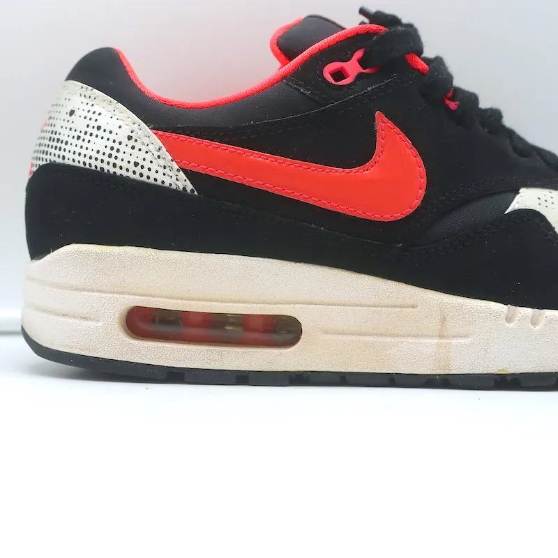 Nike Air Max 1 Valentinstag Queen of Hearts Sneakers Größe 8.5 631366-006