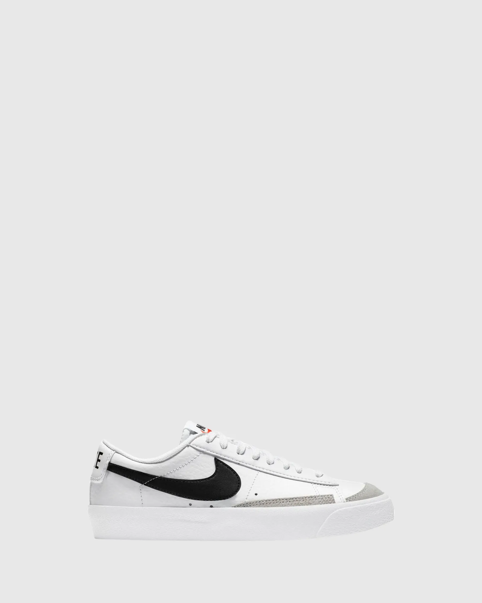 Nike Kinder Schuhe Blazer Low 77 Grundschule Weiß/Schwarz