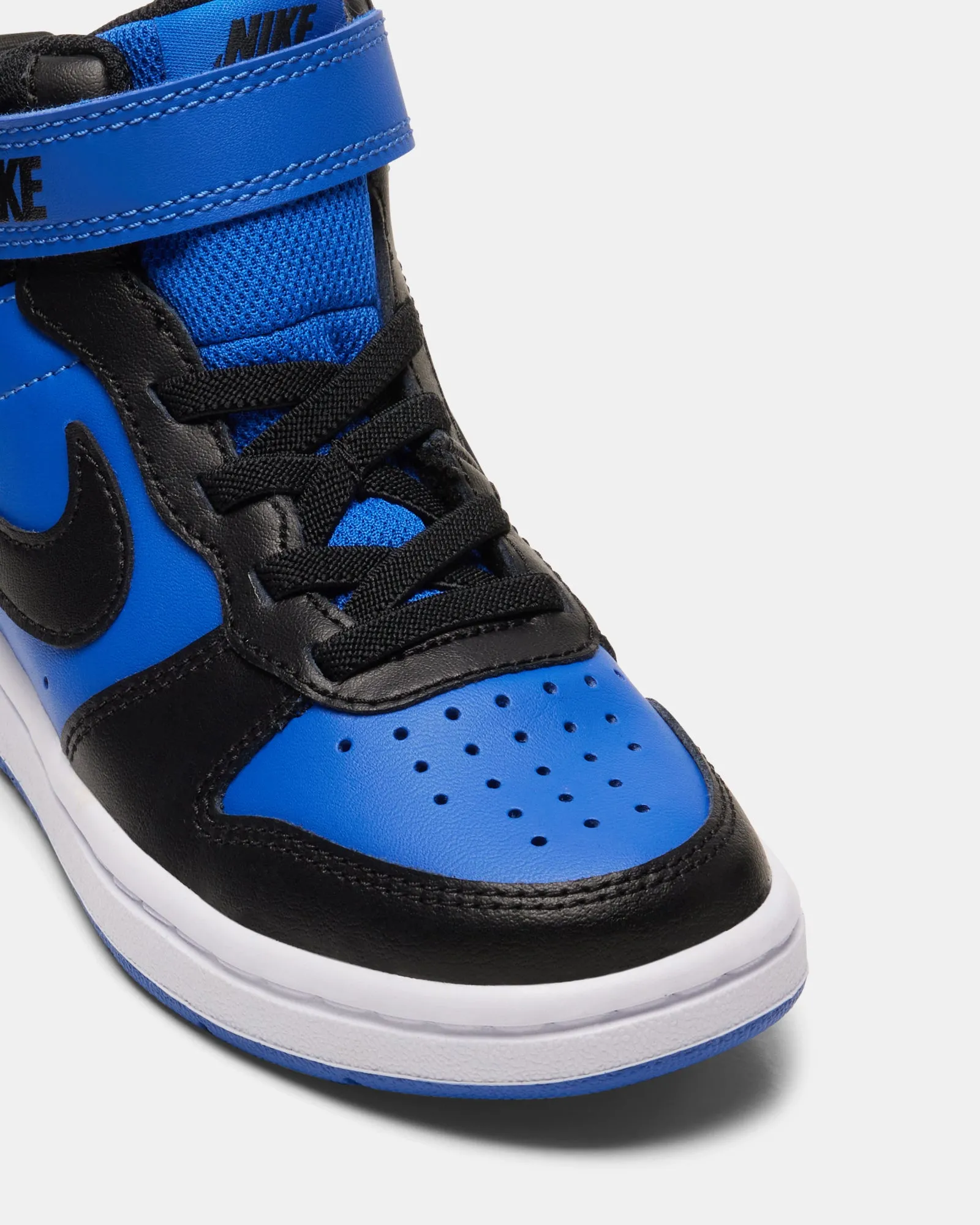 Nike Kinder-Schuhe Court Borough Mid 2 Grundschule Spiel Royal/Schwarz/Weiß