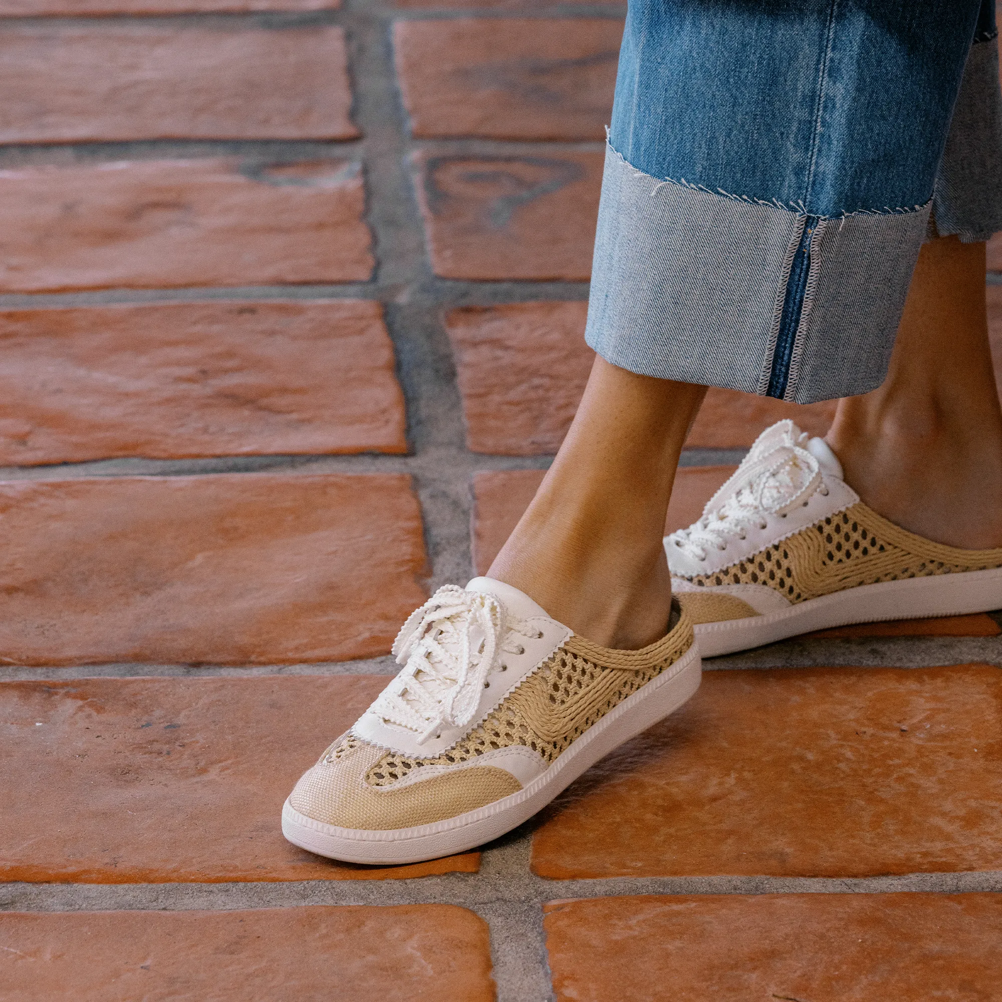 HINWEIS SLIDE GEFLOCHTENE SNEAKERS LT NATUR GEFLOCHTENE RAFFIA