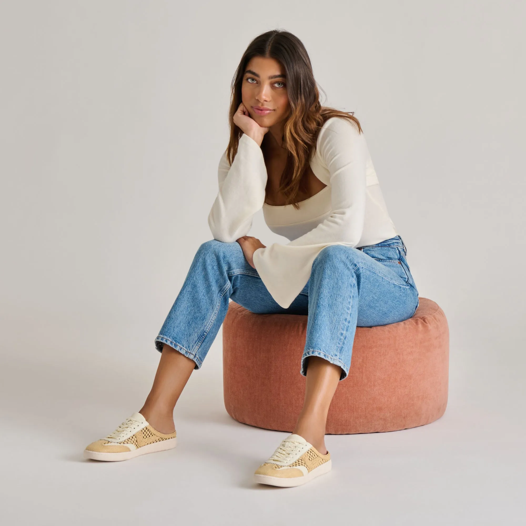 HINWEIS SLIDE GEFLOCHTENE SNEAKERS LT NATUR GEFLOCHTENE RAFFIA