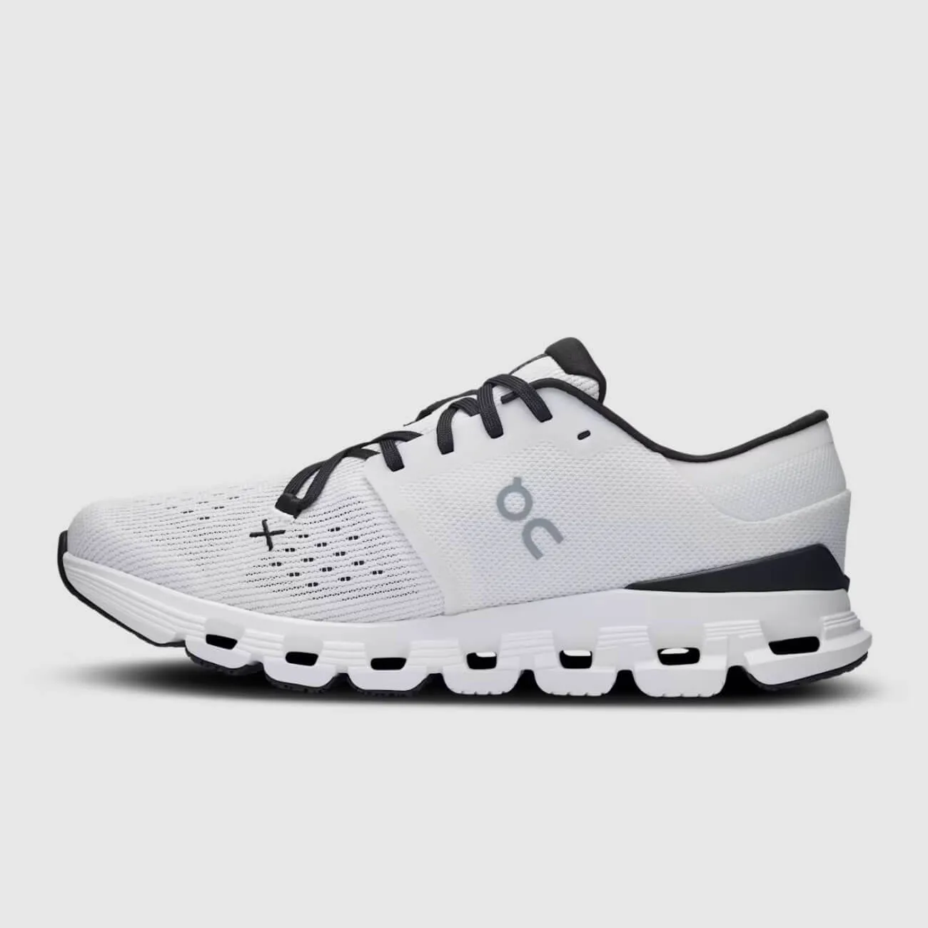 On Women's Cloud X 4 Schuhe - Elfenbein / Schwarz On Cloud Schuhe