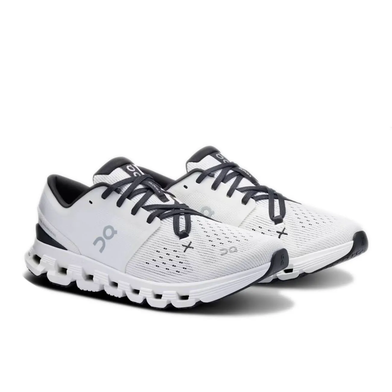 On Women's Cloud X 4 Schuhe - Elfenbein / Schwarz On Cloud Schuhe