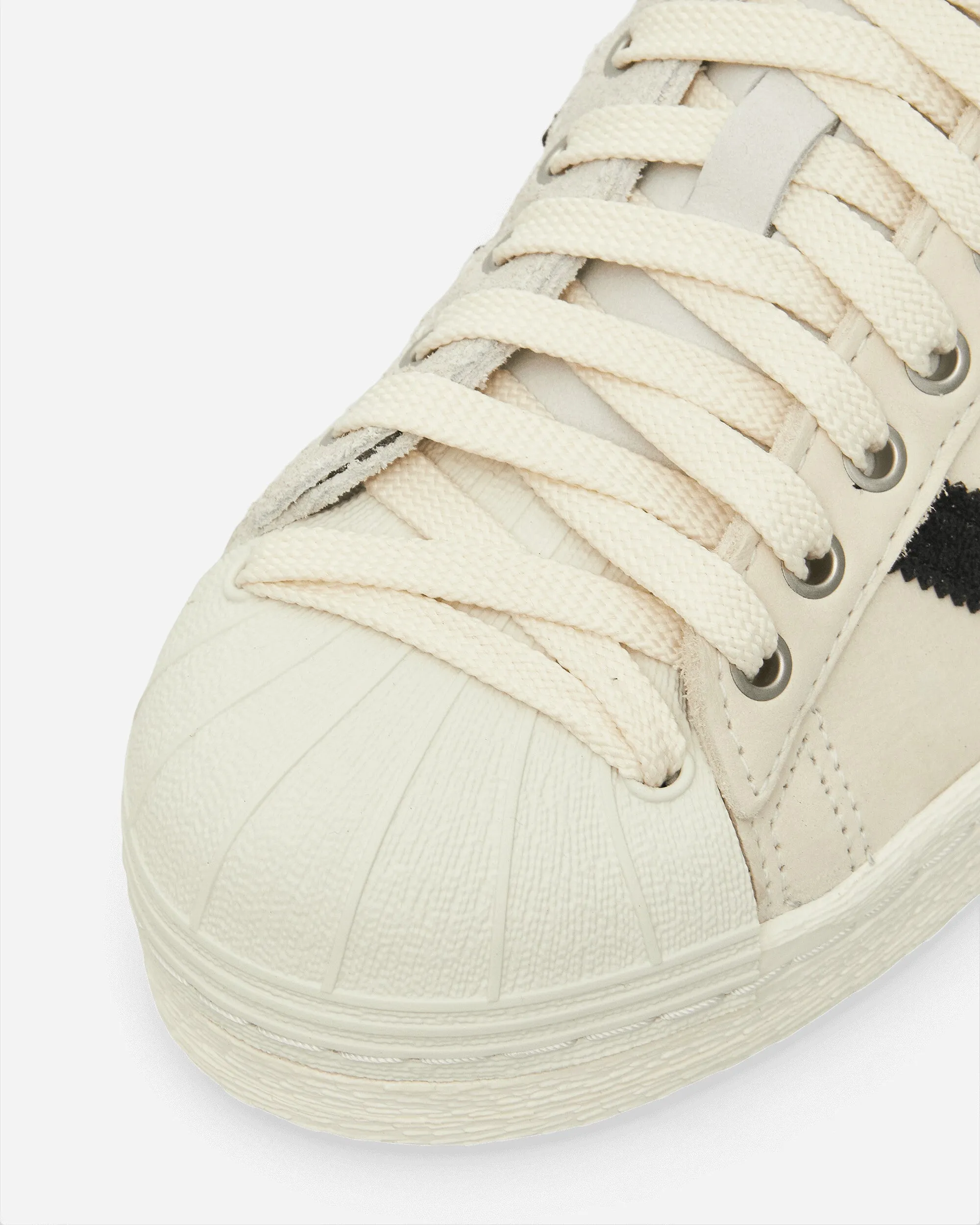 SFTM Superstar 82 Sneakers Creme Weiß / Core Schwarz