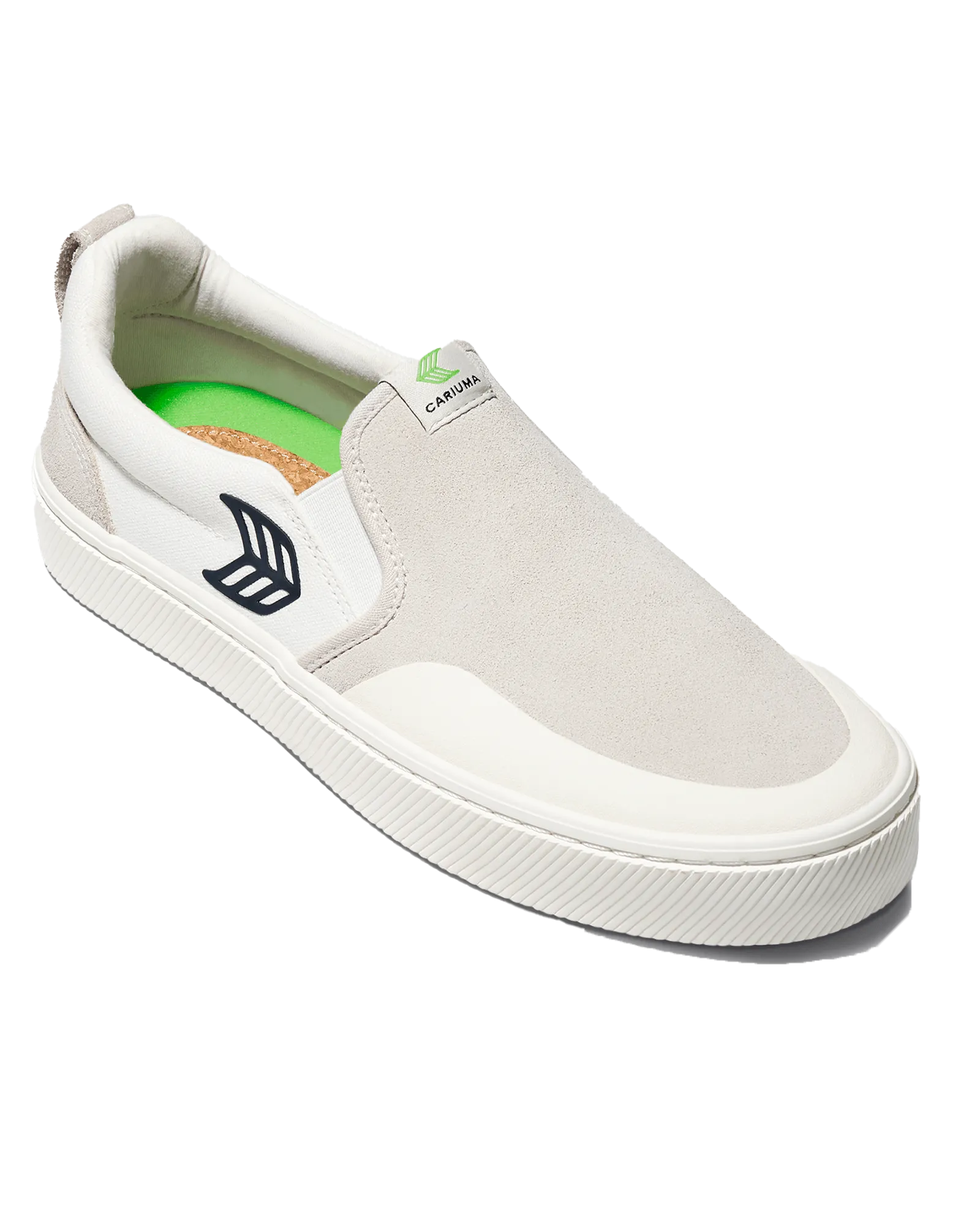 Slip On Skate Pro Schuhe in Off White & Schwarz mit Logo