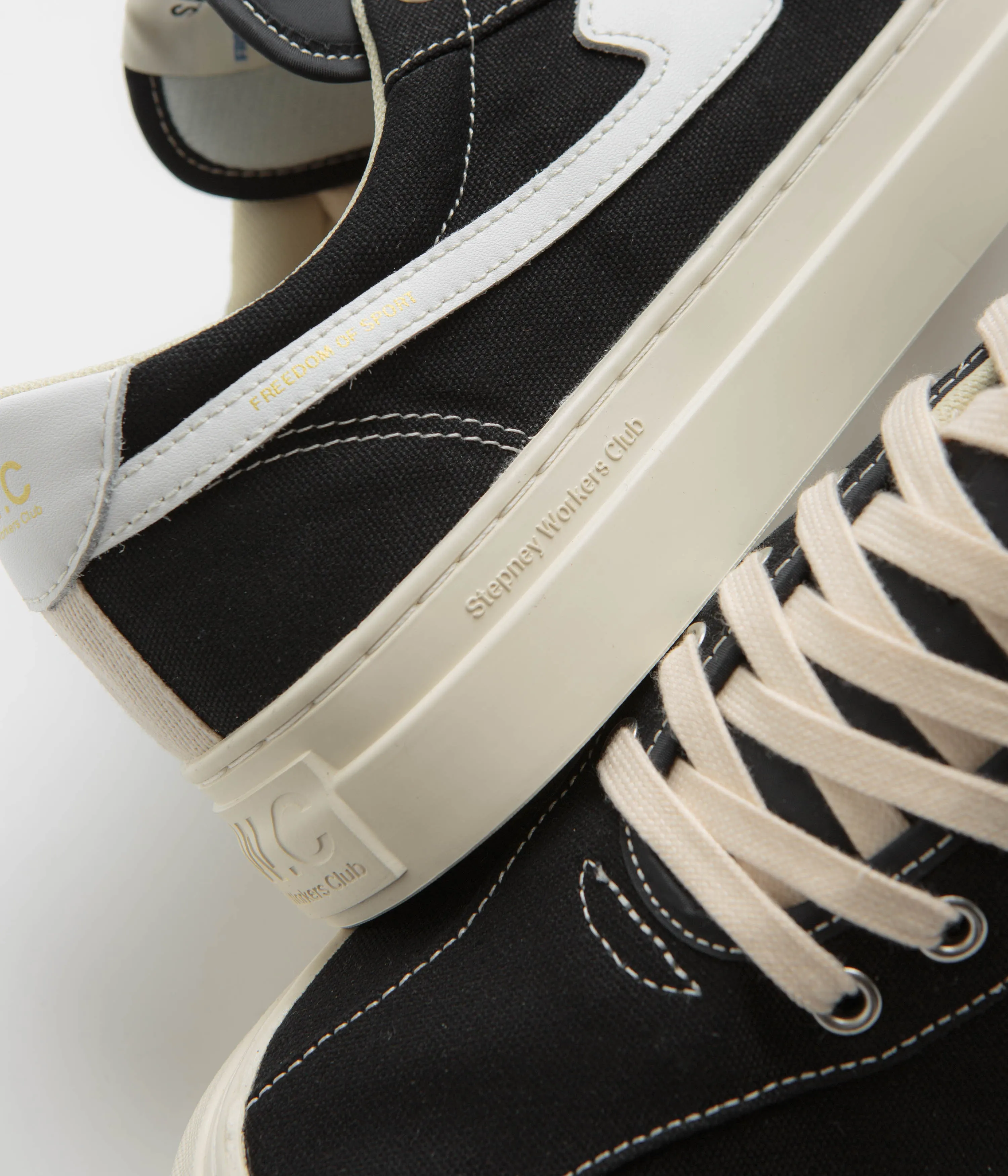 Stepney Workers Club Dellow Canvas S-Strike Cup Schuhe - Schwarz / Weiß Stepney Workers Club Schuhe