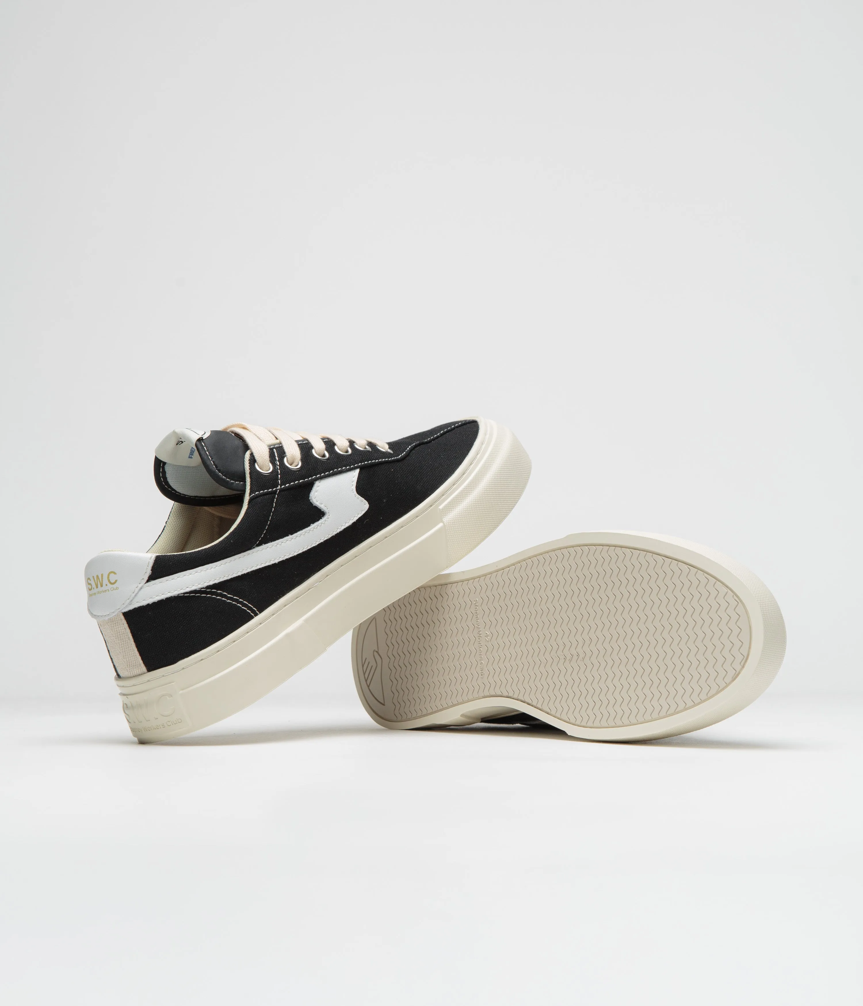 Stepney Workers Club Dellow Canvas S-Strike Cup Schuhe - Schwarz / Weiß Stepney Workers Club Schuhe