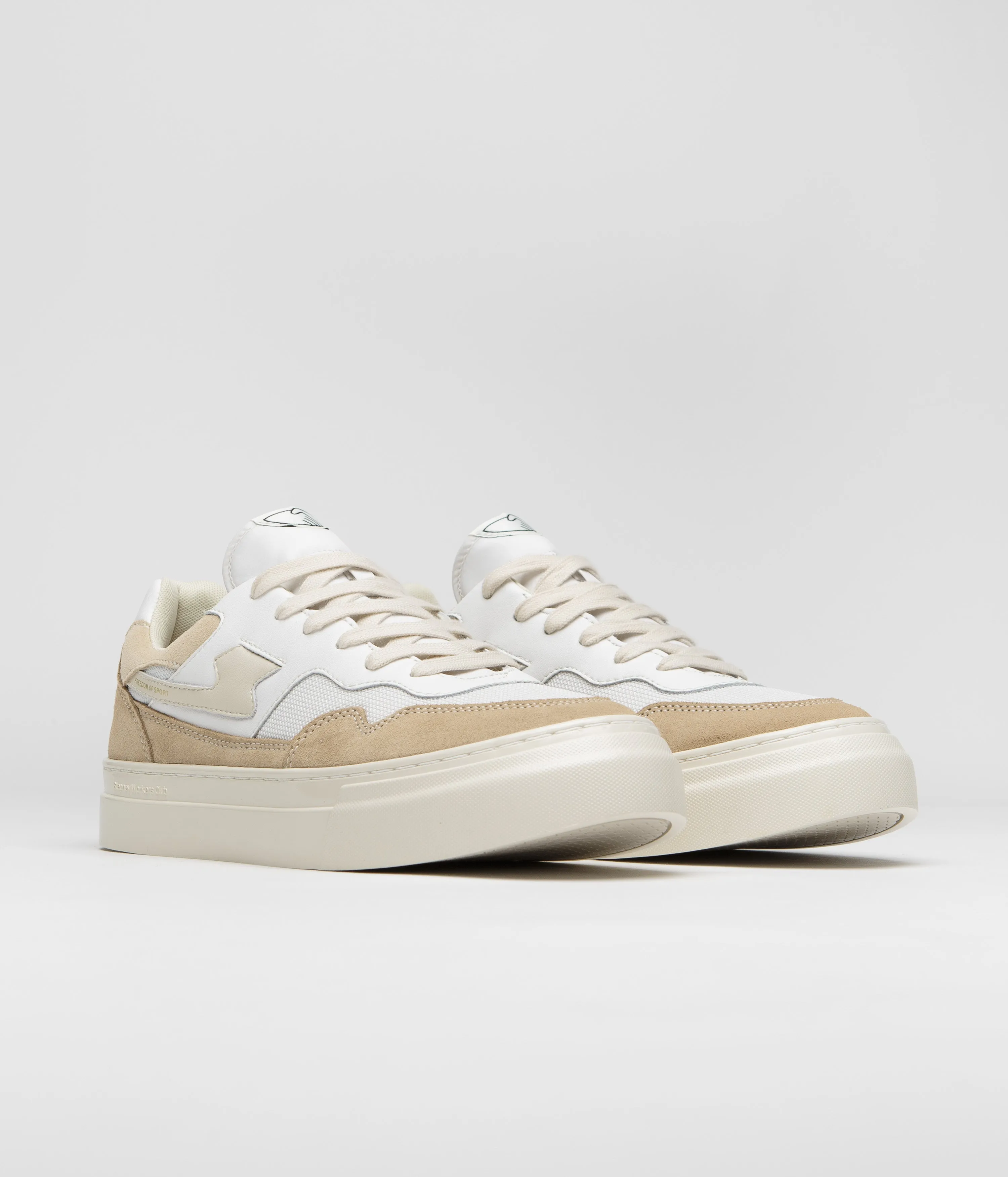 Stepney Workers Club Pearl S-Strike Wildlederschuhe - Weiß / Erde Stepney Workers Club Schuhe