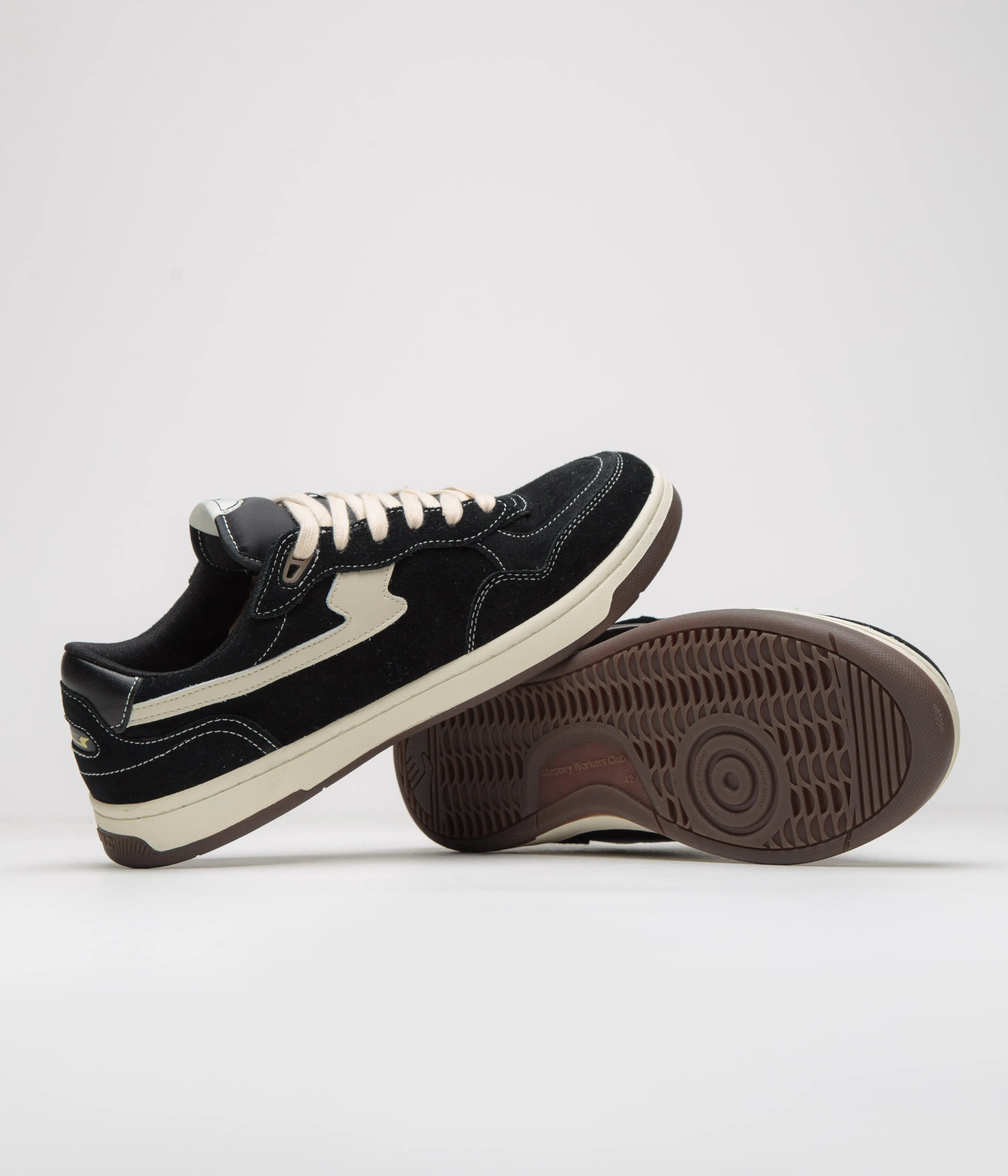 Stepney Workers Club Pro Cup 01 S-Strike Wildleder-Schuhe - Schwarz / Weiß Stepney Workers Club Schuhe
