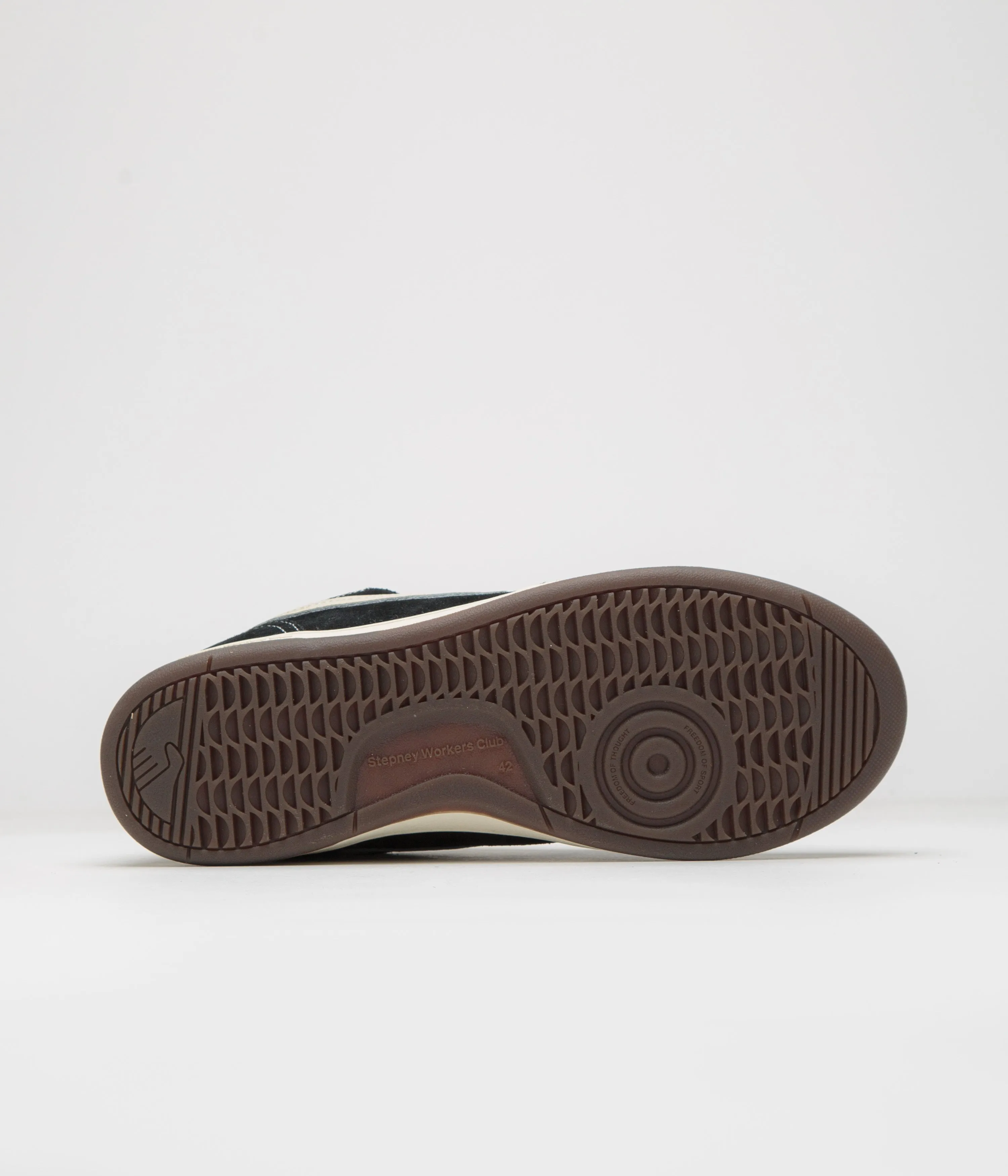 Stepney Workers Club Pro Cup 01 S-Strike Wildleder-Schuhe - Schwarz / Weiß Stepney Workers Club Schuhe