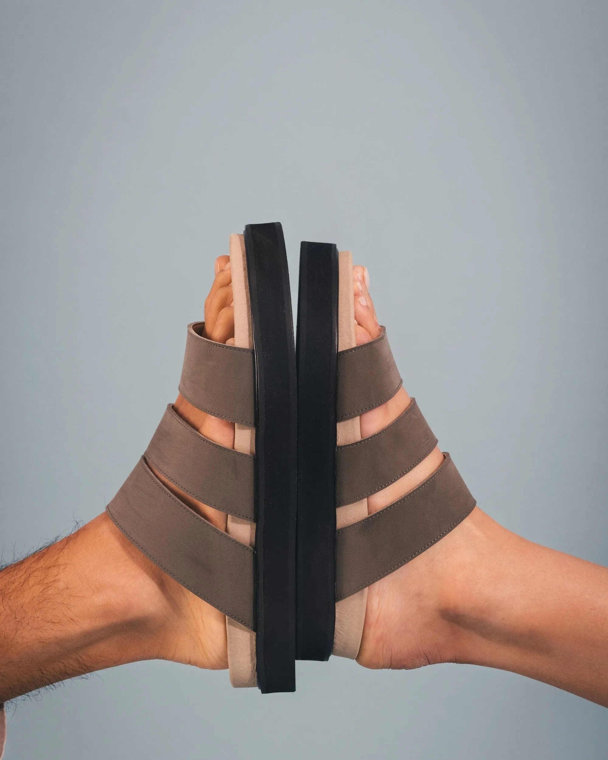 Tonga Unisex Vegane Mikrofaser Plateausandalen | Grün