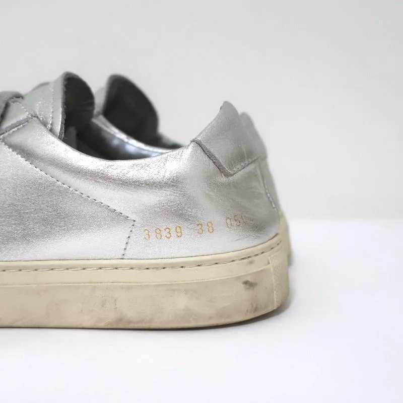 Damen Common Projects Achilles Low Sneakers Silber Metallic Leder Größe 38
